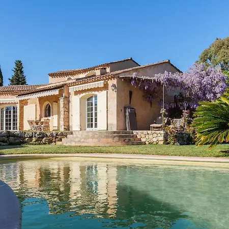 Semesterbostad Charming Provencal Family House With Swimming Pool Antibes