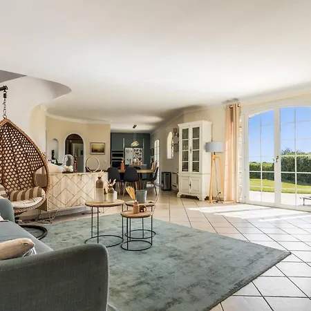 Charming Provencal Family House With Swimming Pool 別荘